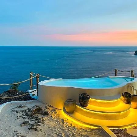 Honeymoon Villa Sea View - Nusa Penida