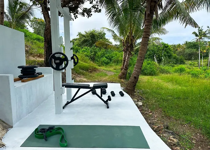 Honeymoon Sea View - Nusa Penida Villa